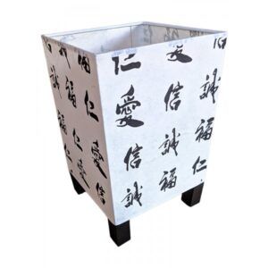 Lámpara cubo letras japonesas